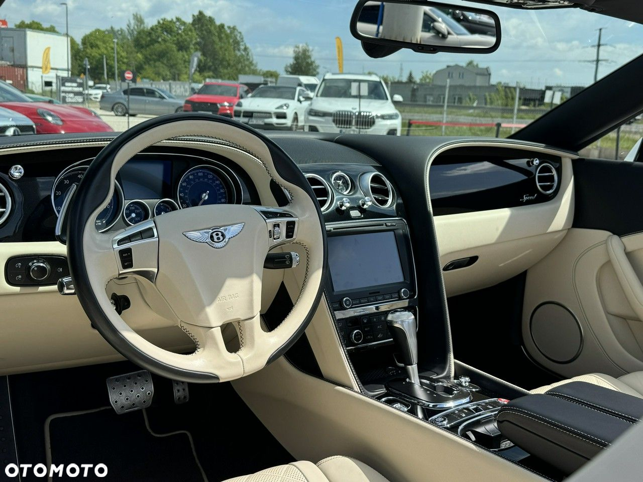 Bentley Continental GT - 11