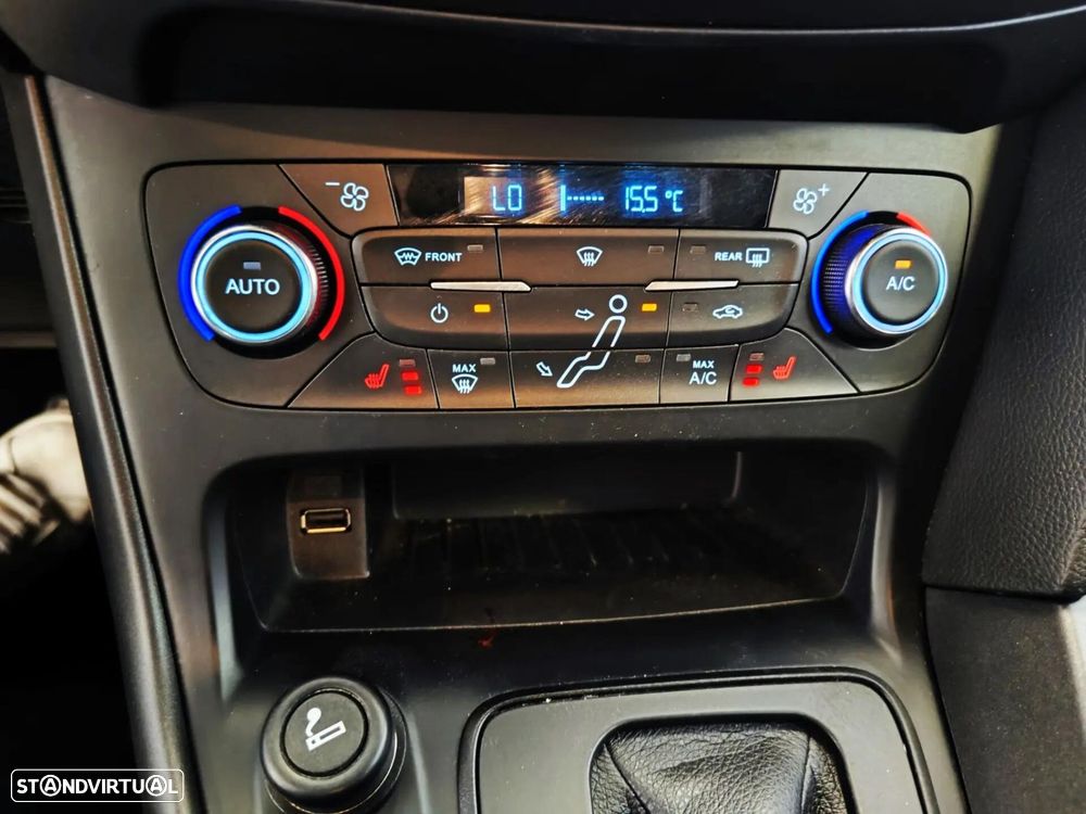 Ford Focus 1.0 EcoBoost ST-Line Aut. - 46