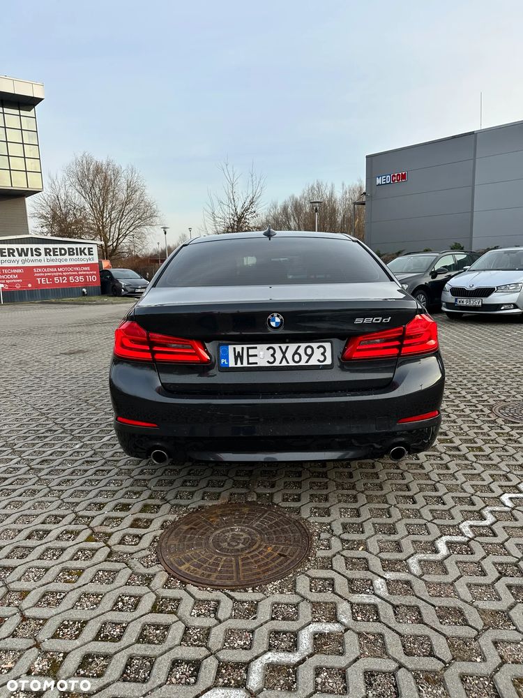 BMW Seria 5 520d - 4