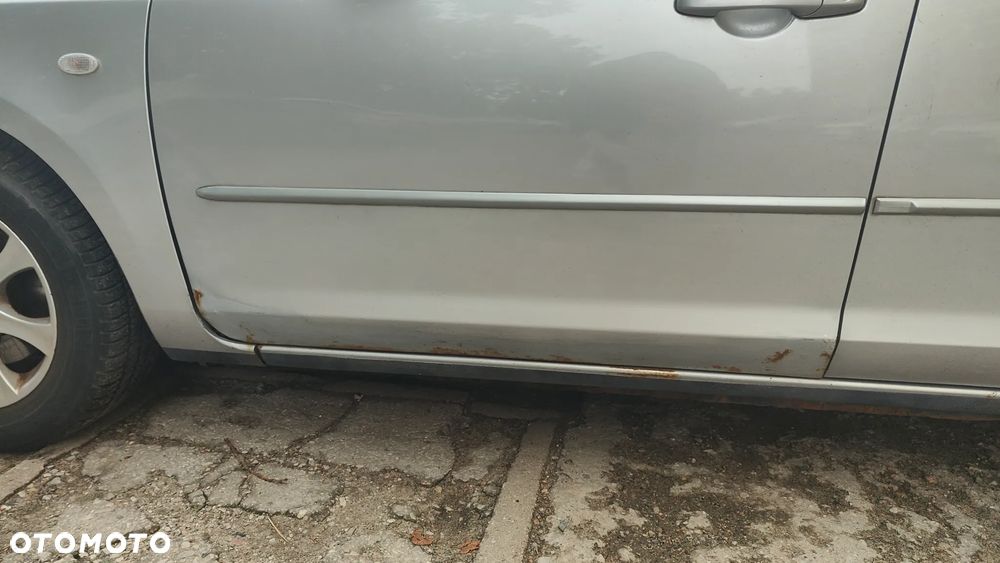 Mazda 3 1.6 16V Touring - 8