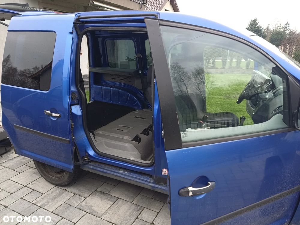 Volkswagen Caddy Mixt - 15