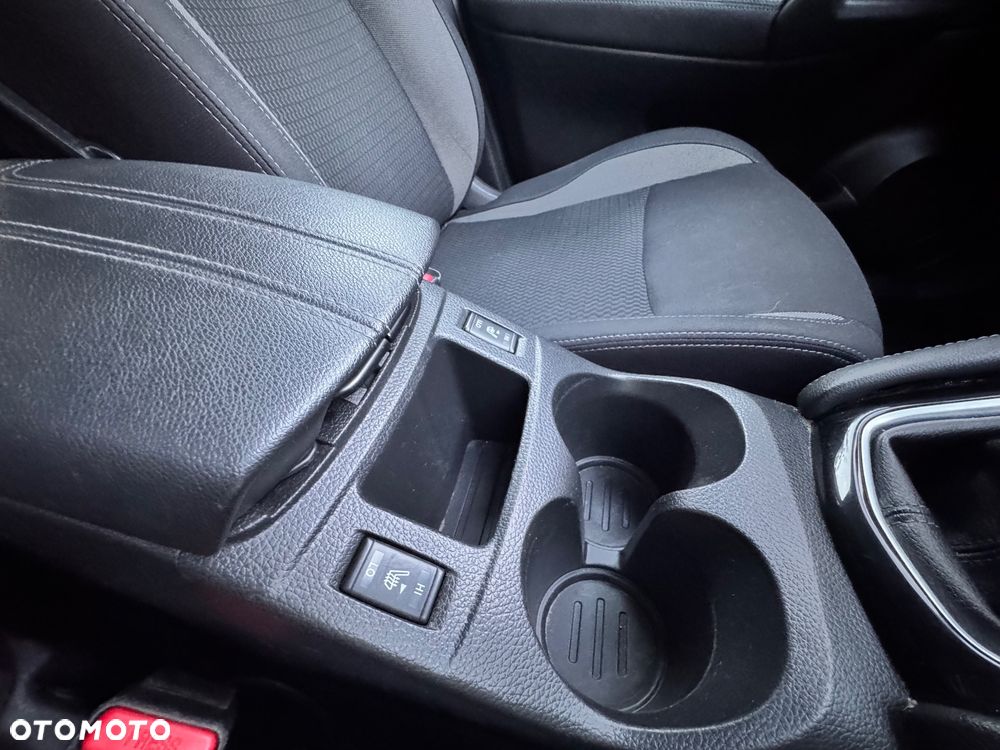 Nissan Qashqai - 15