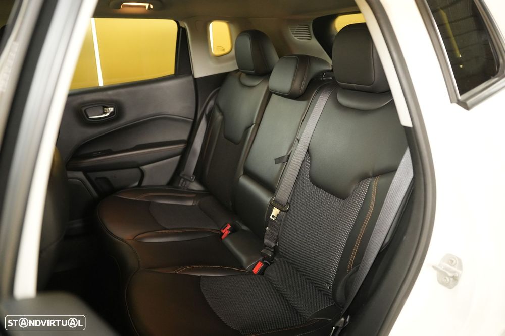 Jeep Compass 1.6 M-Jet Limited - 30