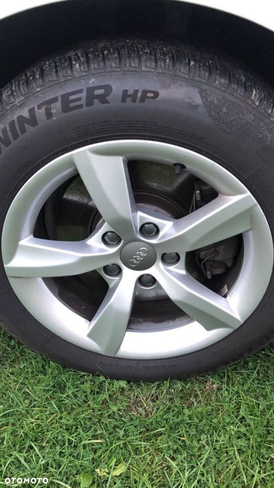 Audi A4 Limousine - 11