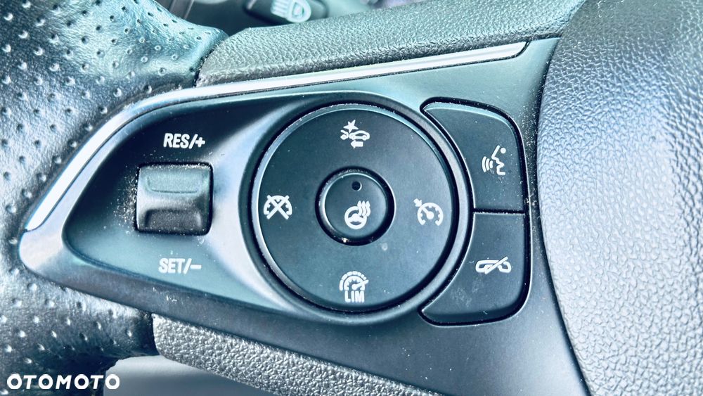 Opel Insignia 2.0 T Ultimate S&S - 25