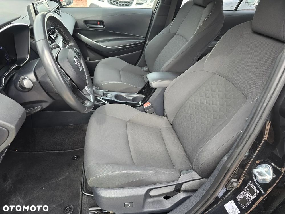 Toyota Corolla 1.8 Business Edition - 10