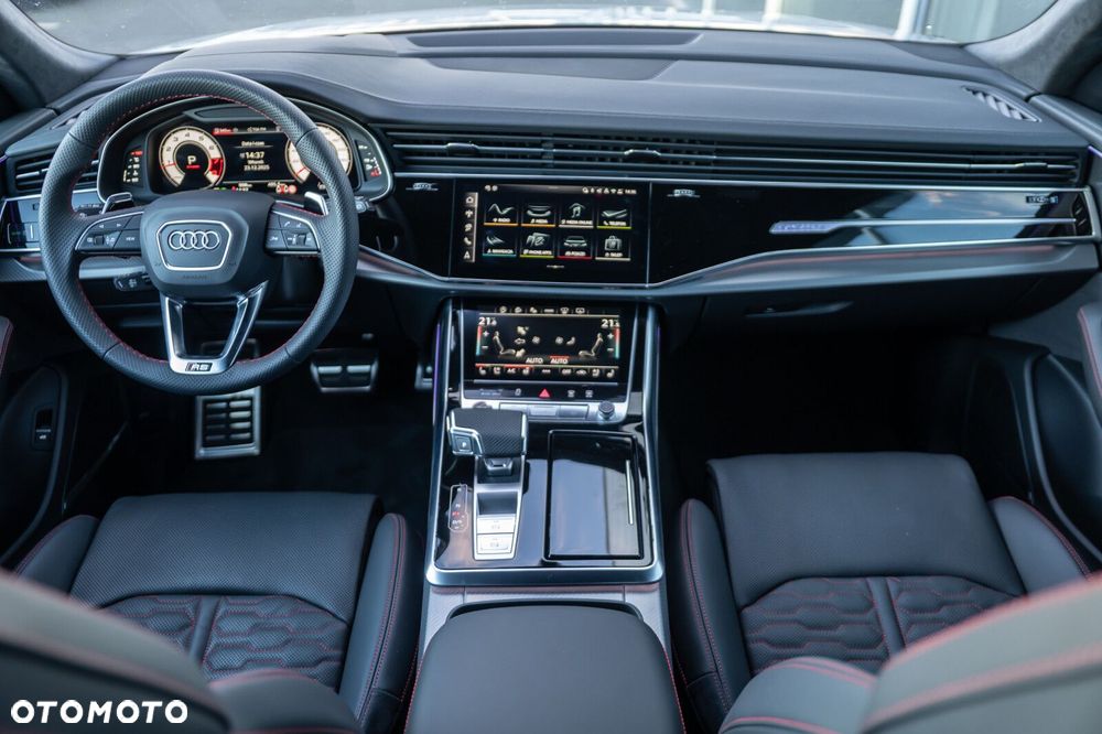 Audi RS Q8 - 21