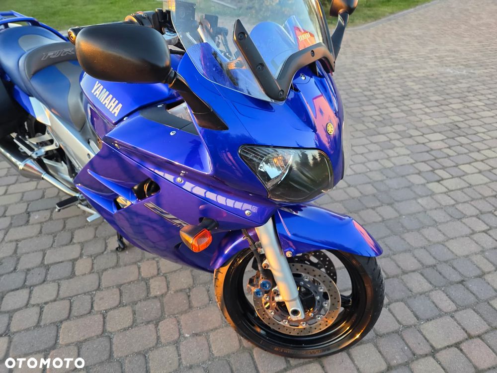 Yamaha FJR - 12
