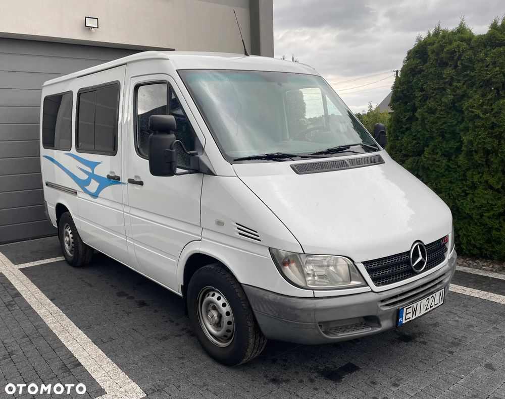 Mercedes-Benz Sprinter - 2