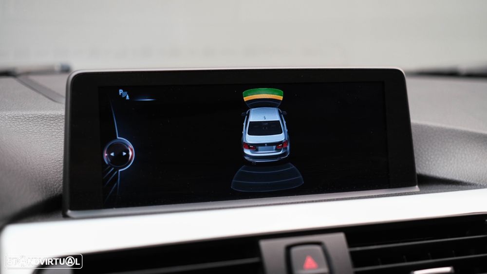 BMW 320 d Auto Pack M - 15