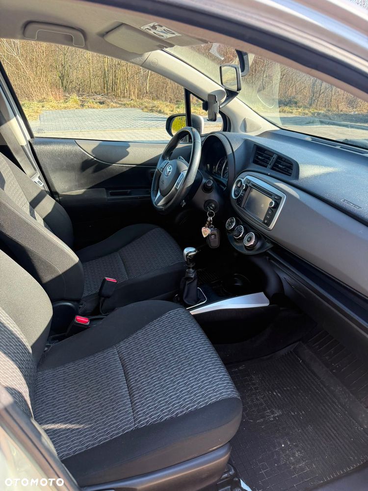 Toyota Yaris - 8
