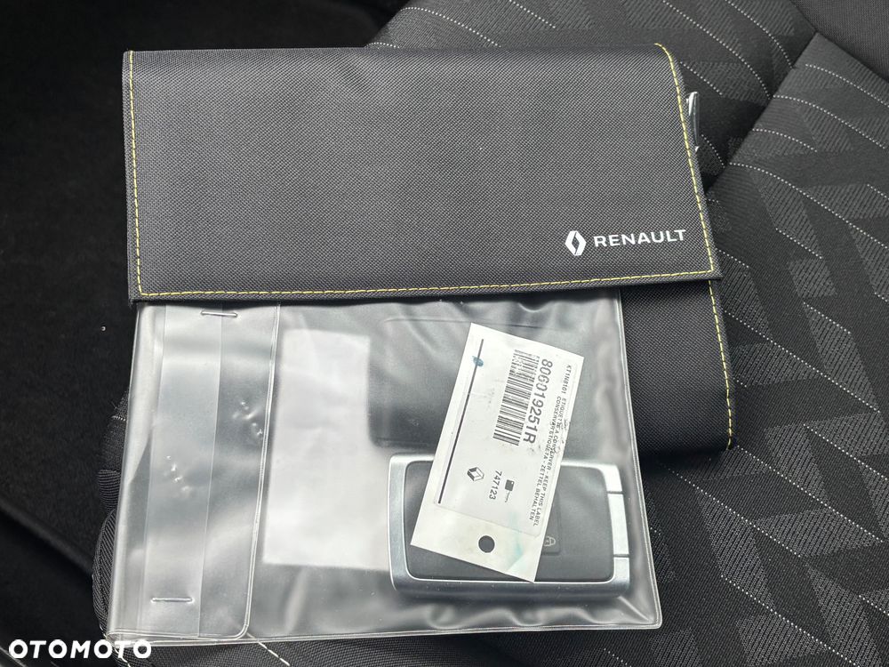 Renault Scenic ENERGY TCe 140 EDC LIMITED - 28