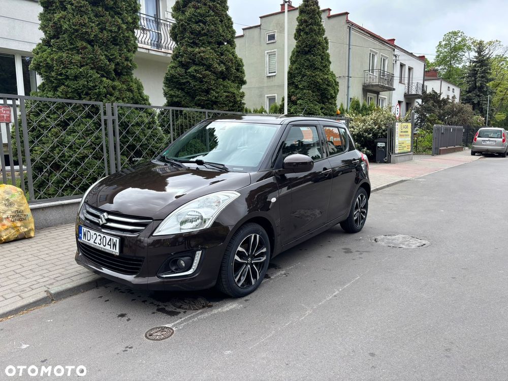 Suzuki Swift 1.2 Dualjet Allgrip Comfort - 1