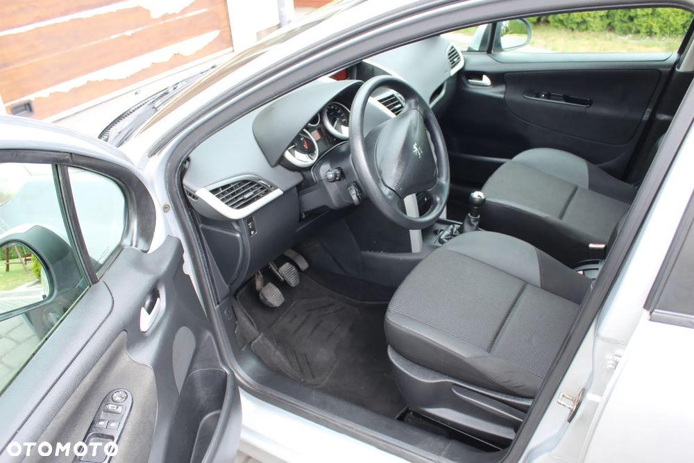 Peugeot 207 75 Tendance - 10