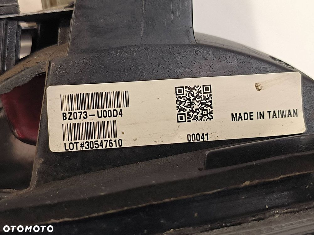 LAMPA PRAWA TYŁ MERCEDES - BENZ E-KLASA W210 - 7