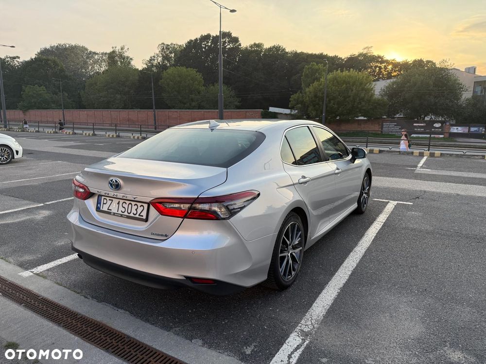 Toyota Camry 2.5 Hybrid Prestige CVT - 4