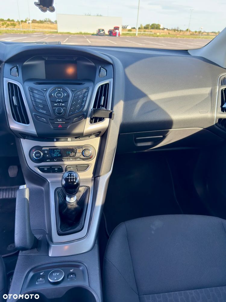 Ford Focus 1.0 EcoBoost Trend - 14