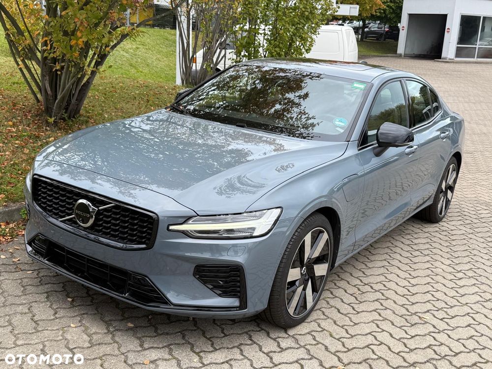 Volvo S60 T8 Recharge AWD Ultimate Dark - 1
