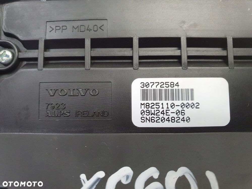 Volvo VOLVO XC60 I WYŚWIETLCZ RADIA Ekran 30772584 - 14