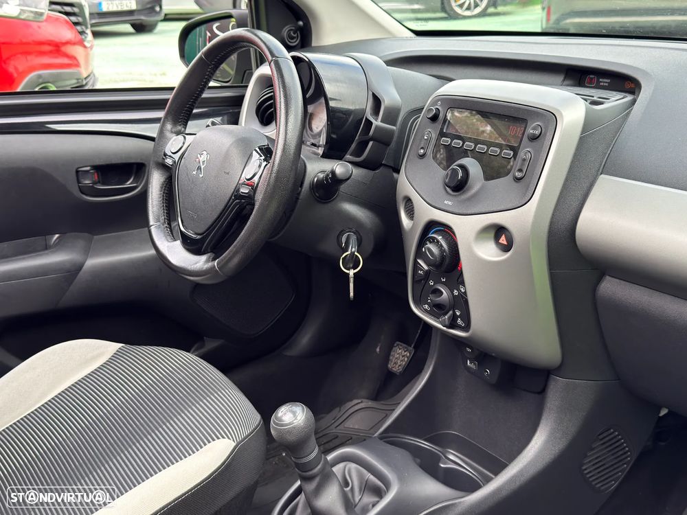 Peugeot 108 1.0 VTI S&S Top! Allure - 20