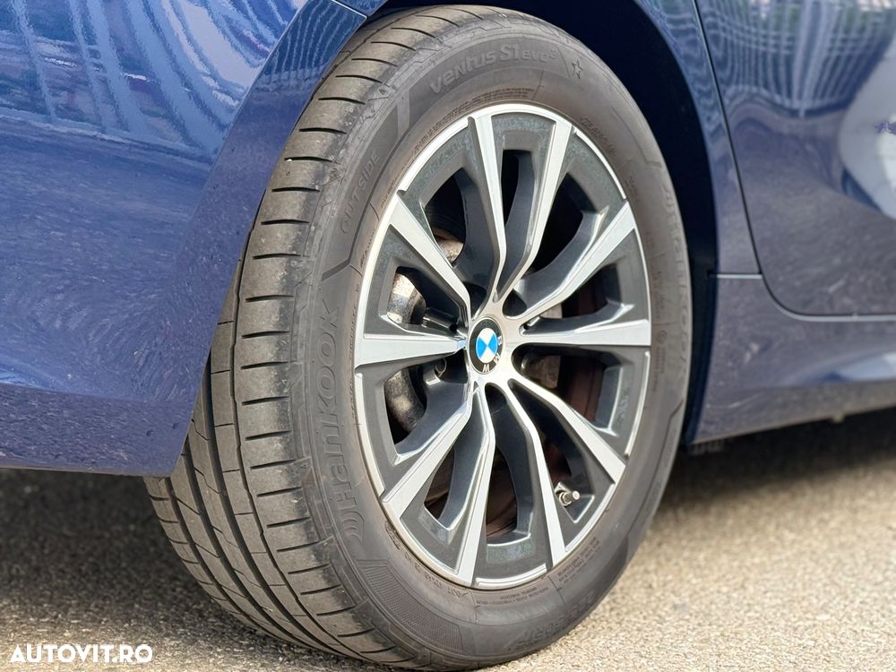 BMW Seria 3 330e Aut. Luxury Line - 23