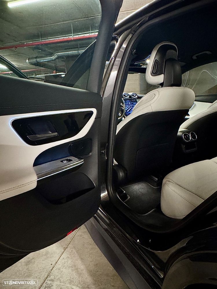 Mercedes-Benz GLC 300 de Coupe 4Matic - 17