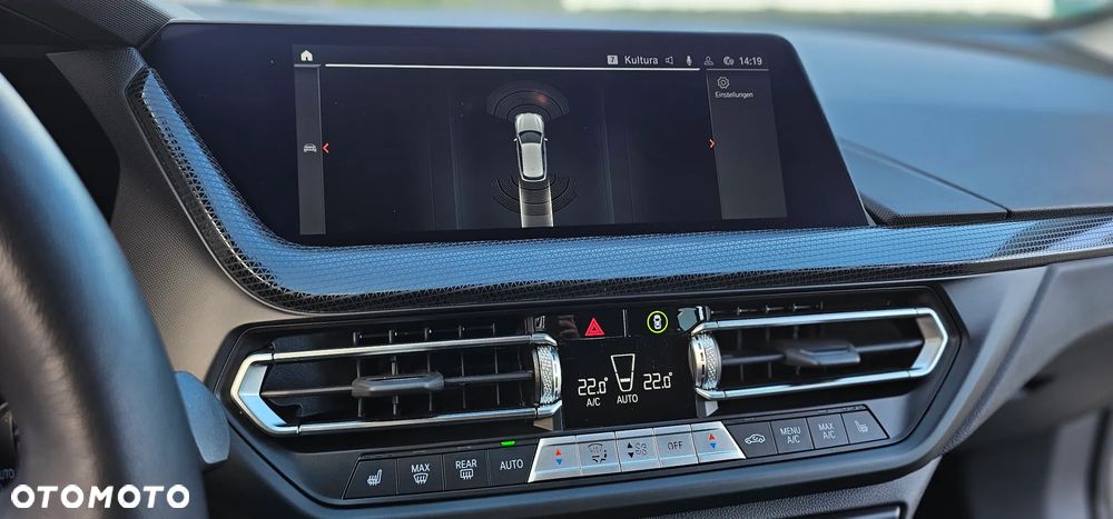 BMW Seria 1 118i - 23