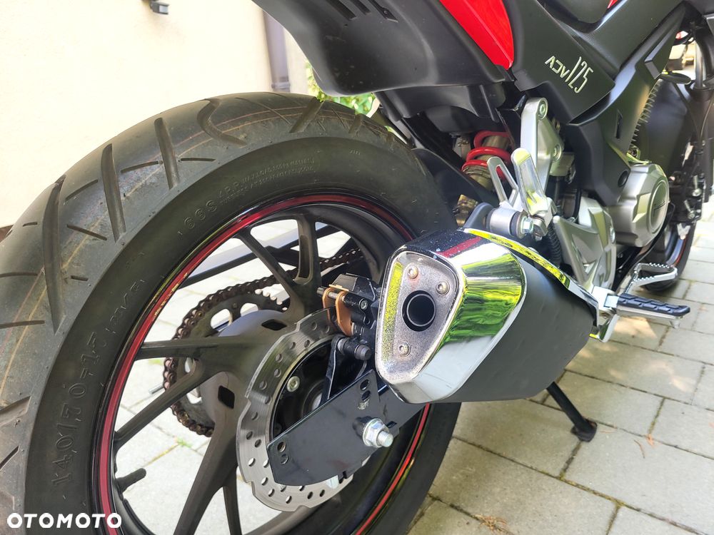 Junak ADV - 18