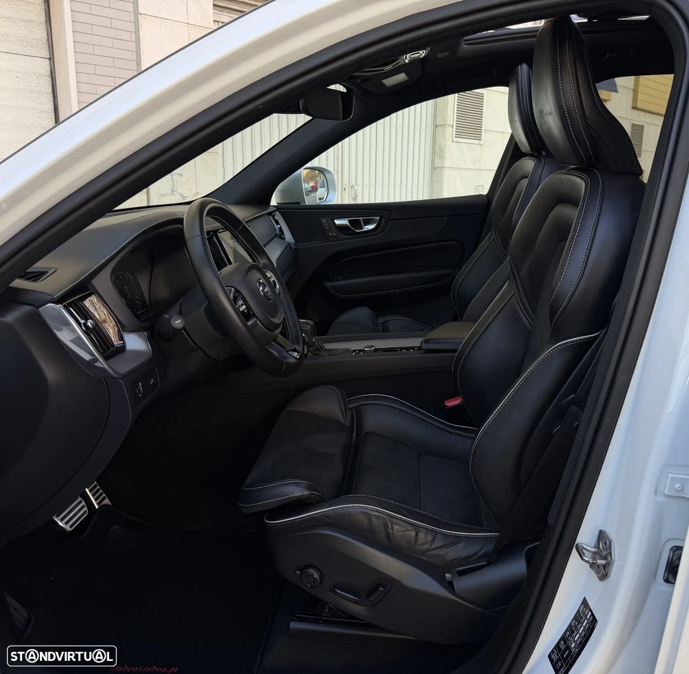Volvo XC 60 2.0 T6 R-Design AWD - 16