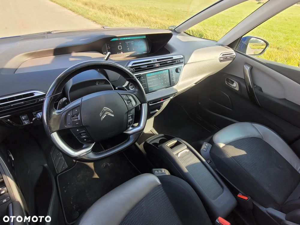 Citroën C4 Grand Picasso - 11