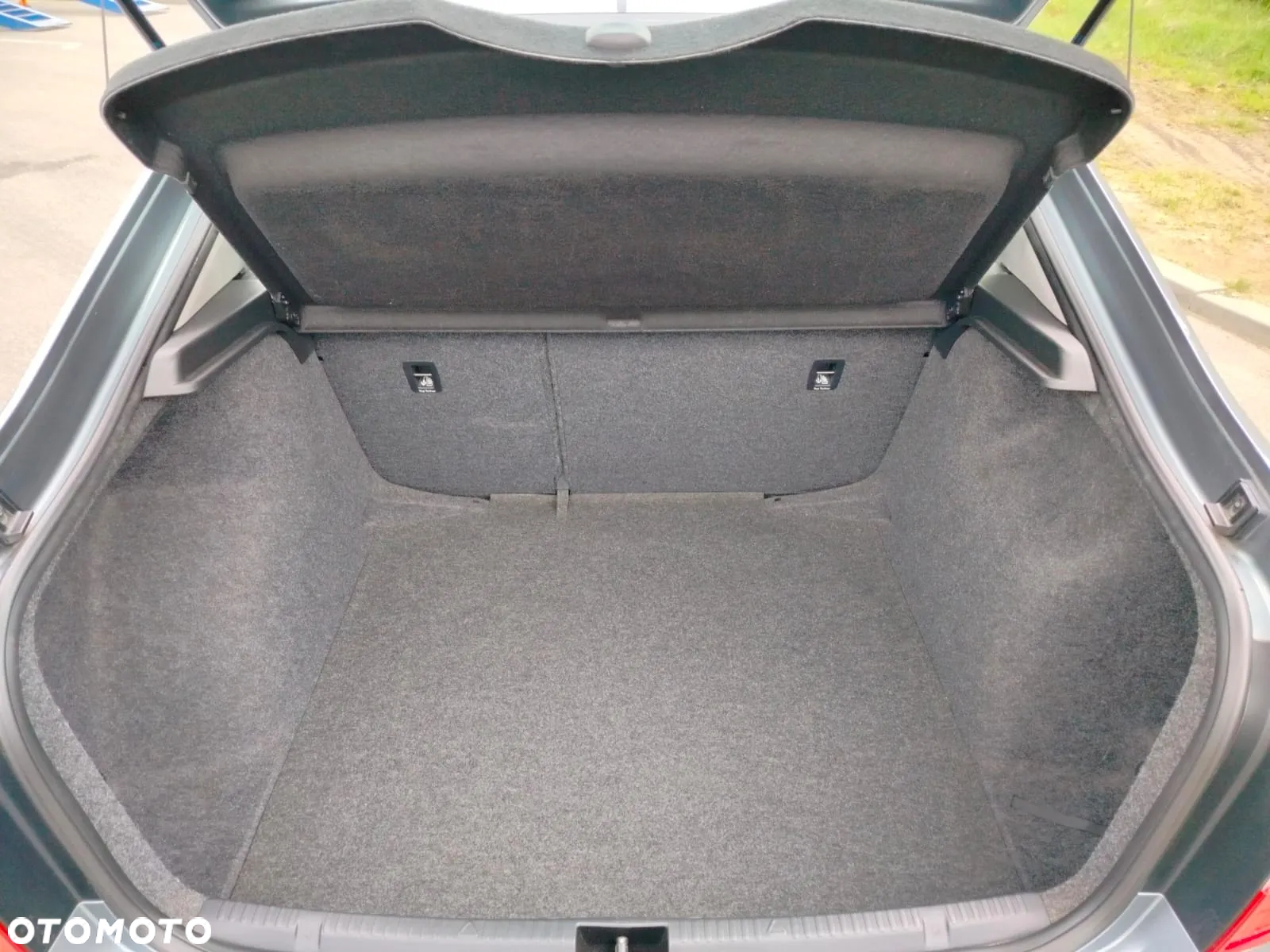 Skoda RAPID 1.2 TSI Ambition - 12