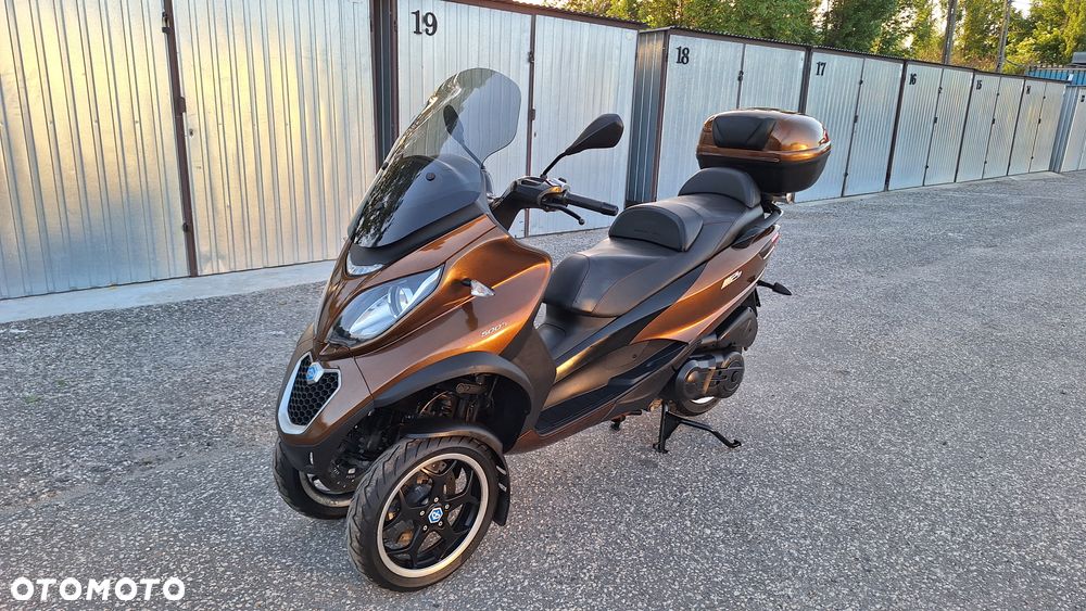 Piaggio MP-3 - 2