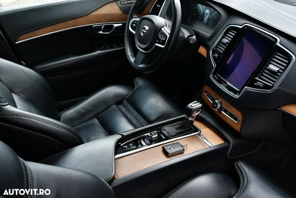 Volvo XC 90 D5 AWD Inscription - 22