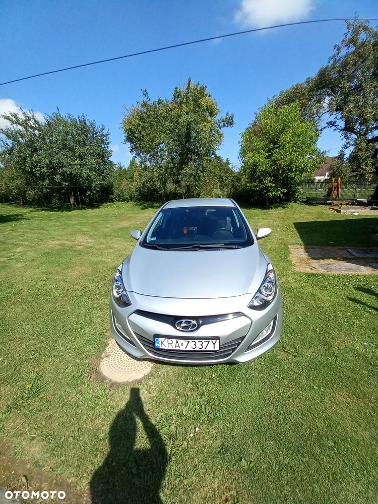 Hyundai i30 i30cw 1.6 CRDi Style - 3
