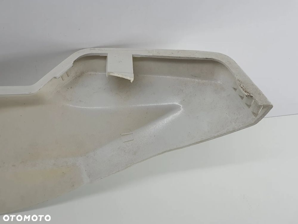 PLUG OWIEWKA DOLNA PRAWA OSLONA PEUGEOT E-VIVACITY - 14