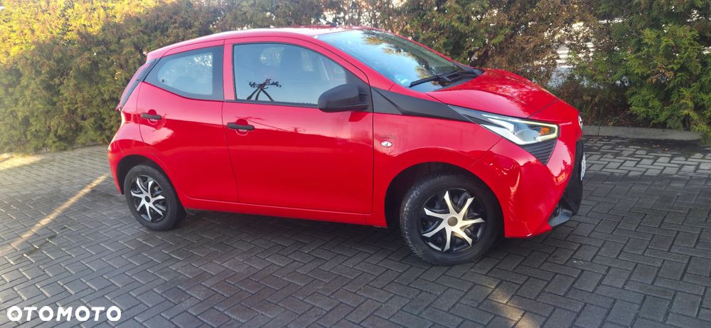 Toyota Aygo x-trend - 17