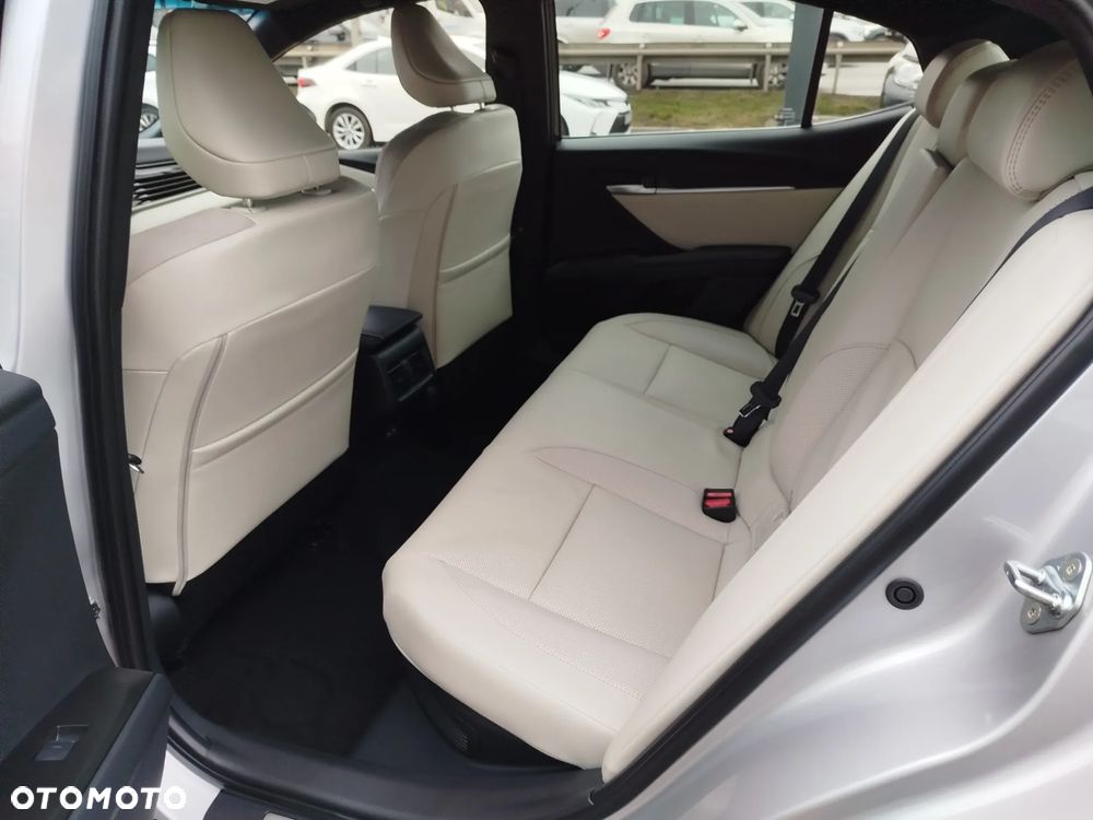 Toyota Camry 2.5 Hybrid Dynamic Force Prestige e-CVT - 18