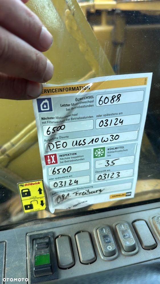 Caterpillar 320 E L RR - 8
