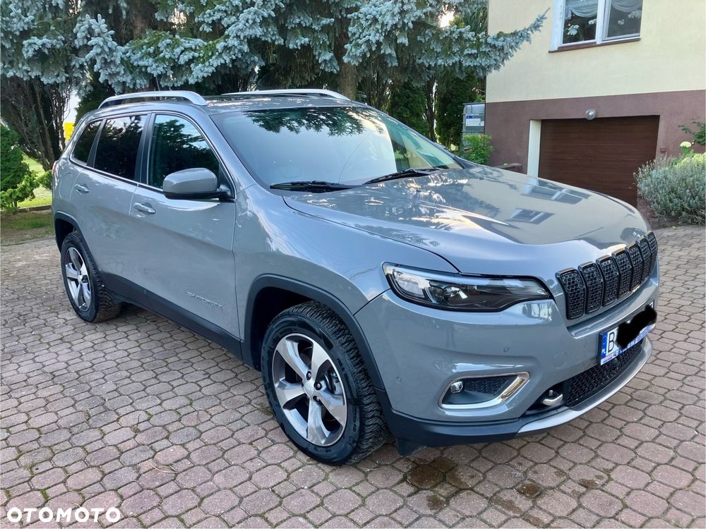 Jeep Cherokee - 3