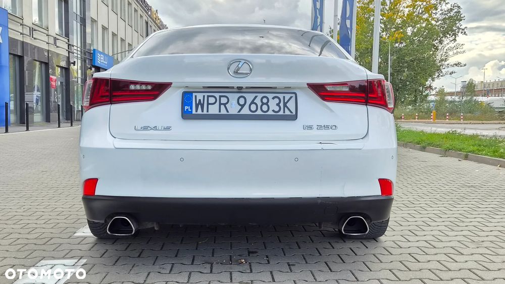 Lexus Is 2014 photo 5