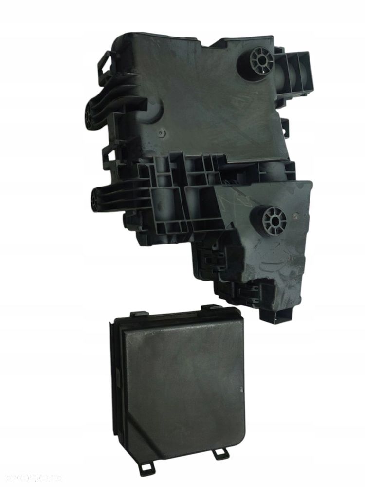 SKRZYNKA BEZPIECZNIKÓW NISSAN QASHQAI J11 LIFT (2017-2021) 1.3 DIG-T 140KM - 2