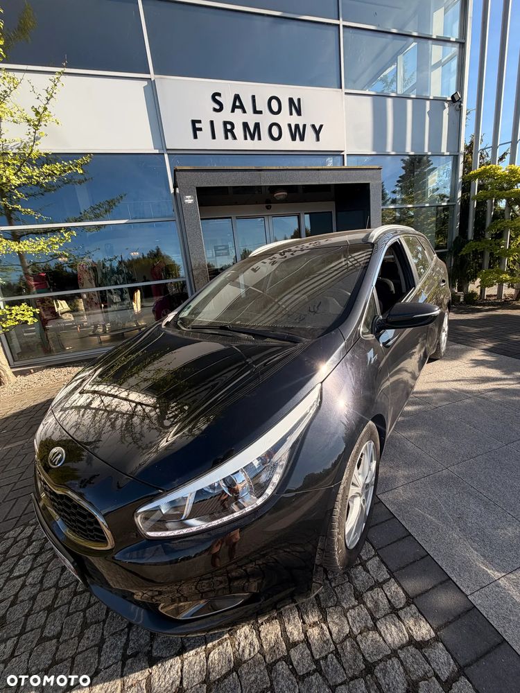 Kia Ceed 1.6 GDI ISG Spirit - 22
