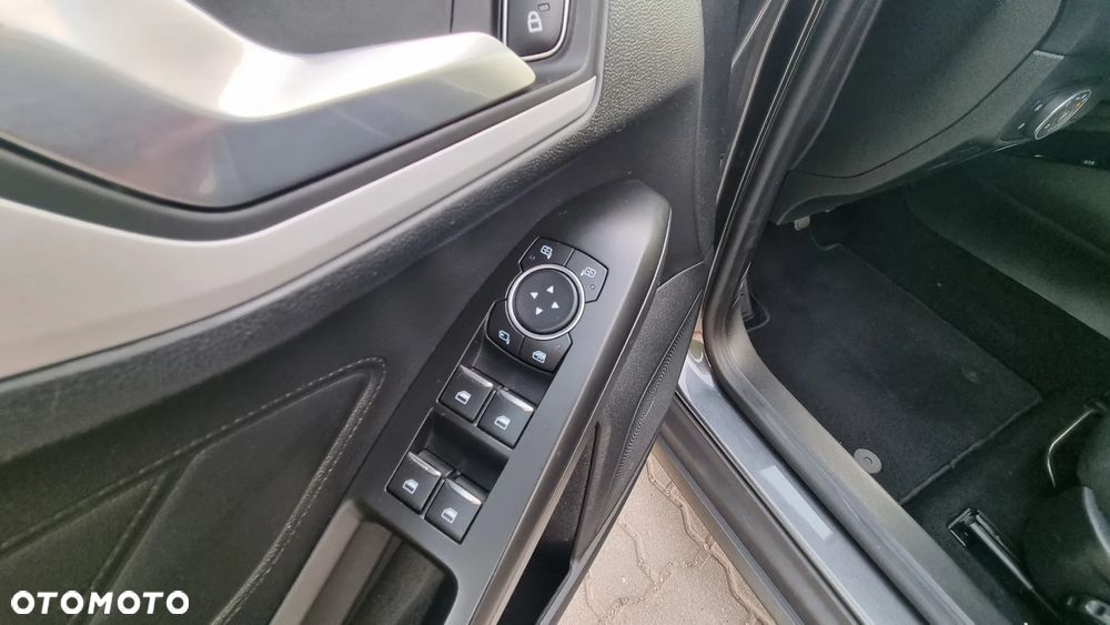 Ford Focus 1.5 EcoBlue Start-Stopp-System COOL&CONNECT - 21
