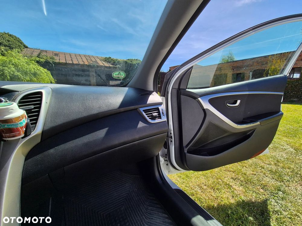 Hyundai i30 1.4 Classic + - 18