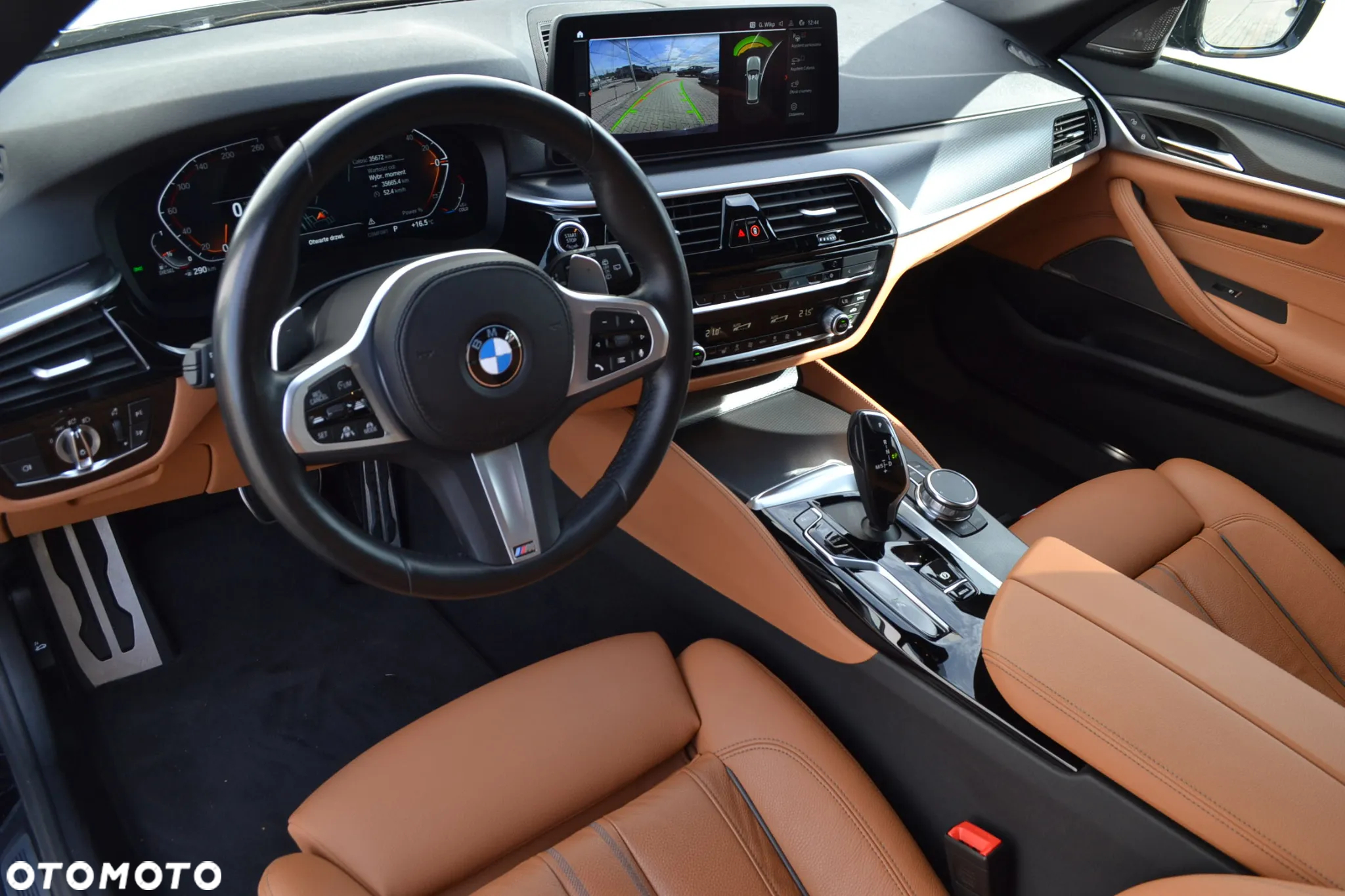 BMW Seria 5 540d xDrive Touring M Sport Edition - 7