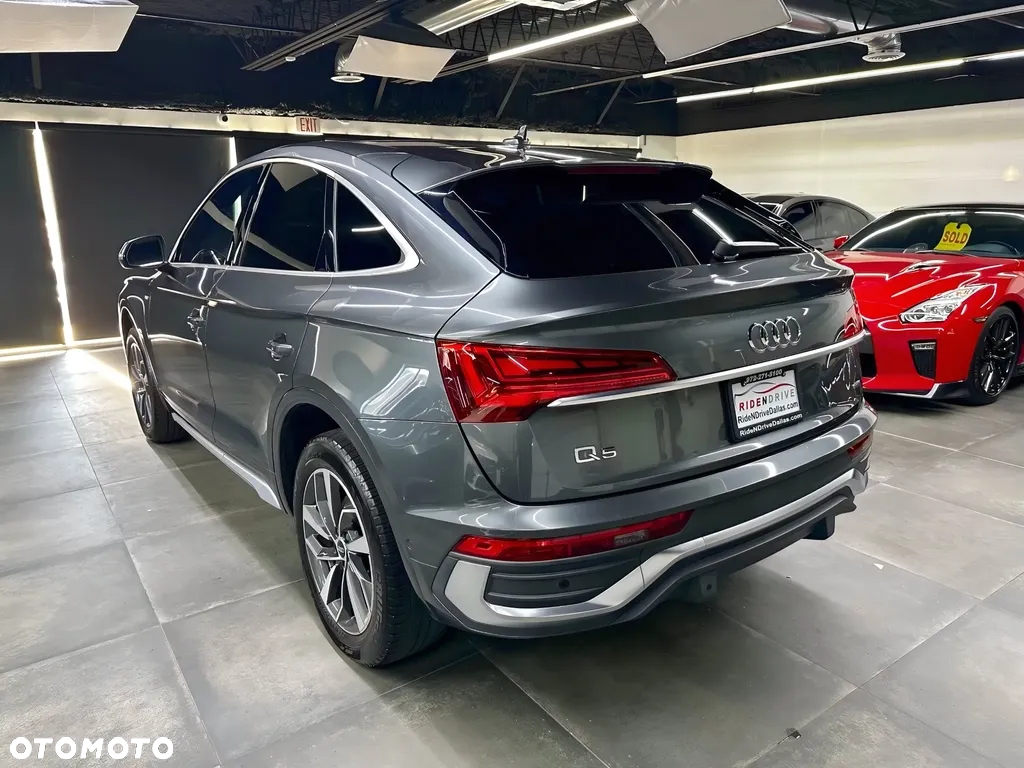Audi Q5 45 TFSI quattro S tronic S line business