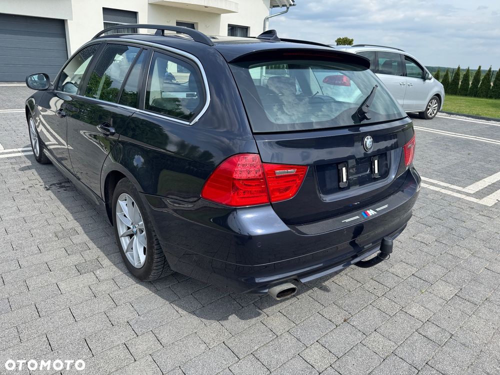 BMW Seria 3 318d DPF Edition Lifestyle - 6