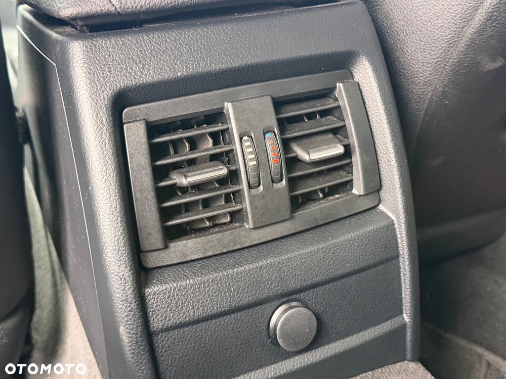BMW Seria 3 - 29