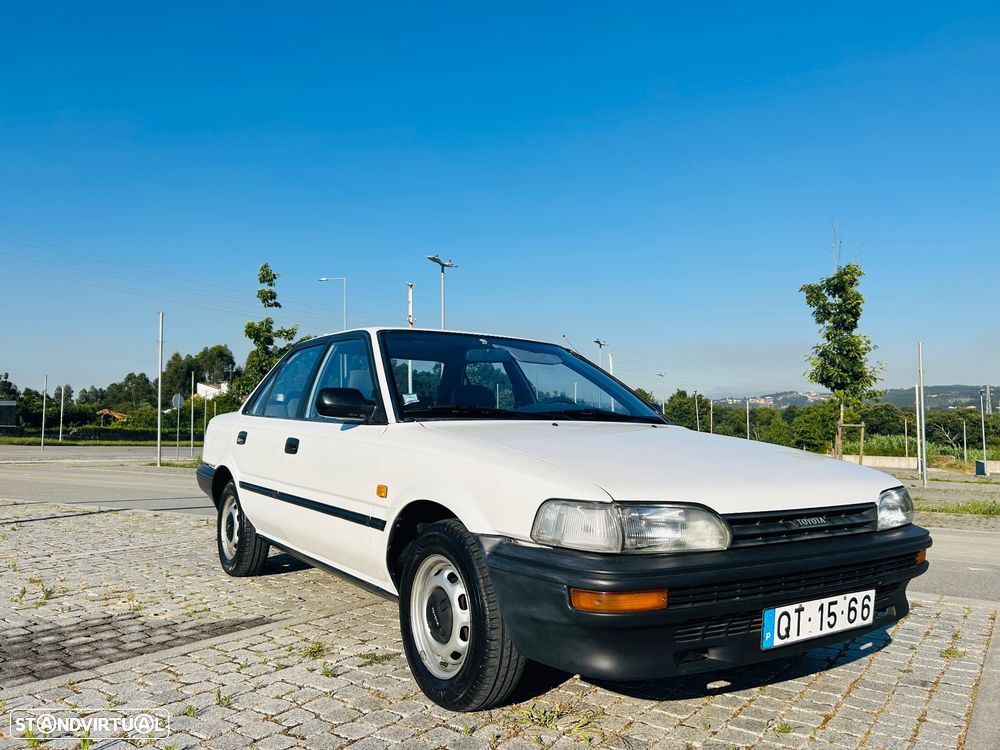 Toyota Corolla Sedan 1.3 XL 12V - 1