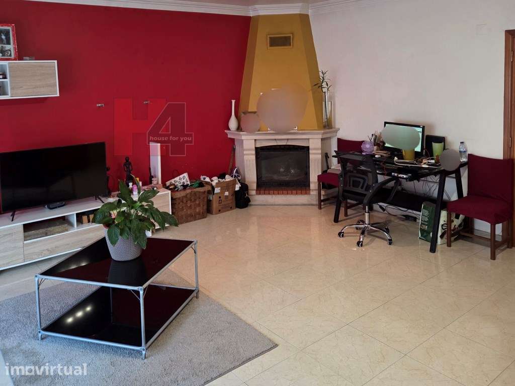 T2 com box e ótima localização na Amadora - Grande imagem: 4/30